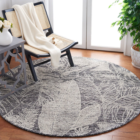 Safavieh Metro Met880Z Black/Ivory Rug.