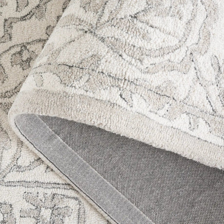 Safavieh Metro 2'-3" x 8'-0" Rug in Ivory / Beige