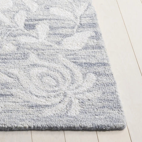 Safavieh Metro 2'-3" x 8'-0" Rug in Grey / Ivory
