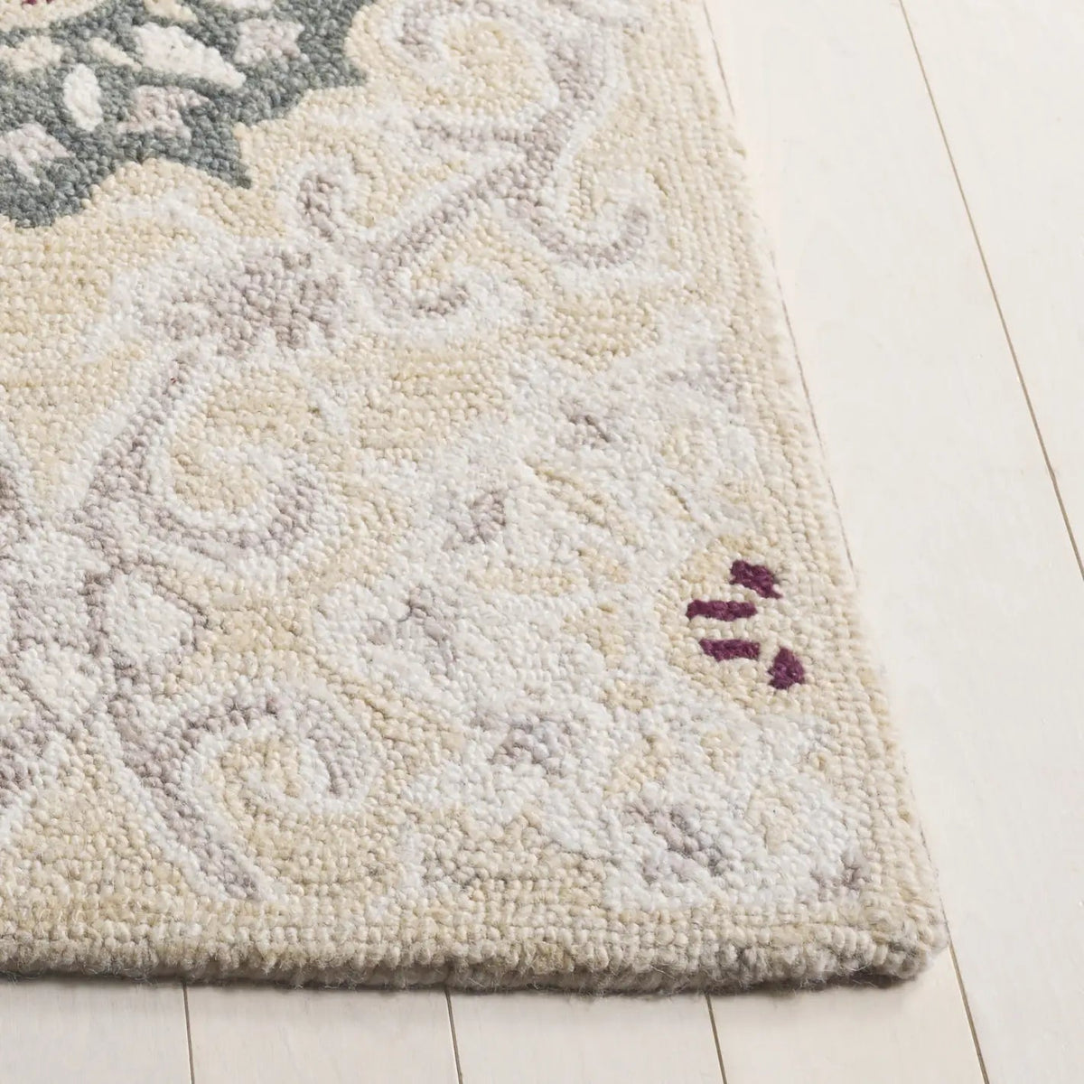 Safavieh Metro 2'-3" x 8'-0" Rug in Beige / Ivory