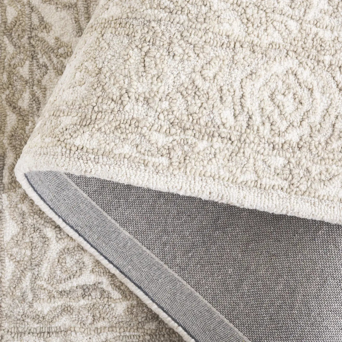 Safavieh Metro 2'-3" x 8'-0" Rug in Light Brown / Ivory