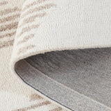 Safavieh Metro 4'-0" x 6'-0" Rug in Natural / Ivory
