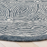Safavieh Micro-Loop 6'-0" x 6'-0" Rug in Navy / Ivory