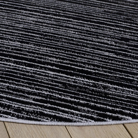 Safavieh Mila 6'-7" x 6'-7" Rug in Beige / Black