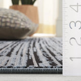 Safavieh Mila 4'-0" x 6'-0" Rug in Light Blue / Black