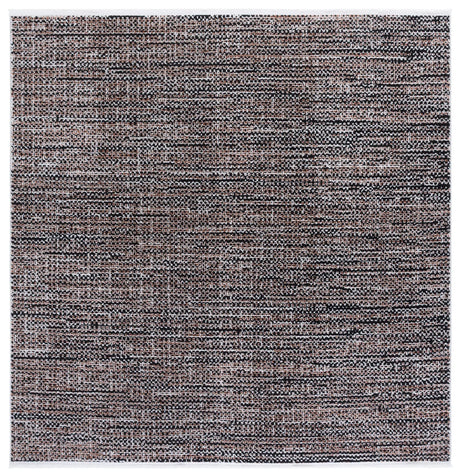 Safavieh Mila 6'-7" x 6'-7" Rug in Beige / Black