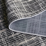 Safavieh Mila 4'-0" x 6'-0" Rug in Ivory / Black