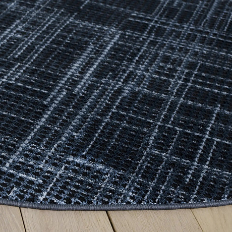 Safavieh Mila 6'-7" x 6'-7" Rug in Blue / Black