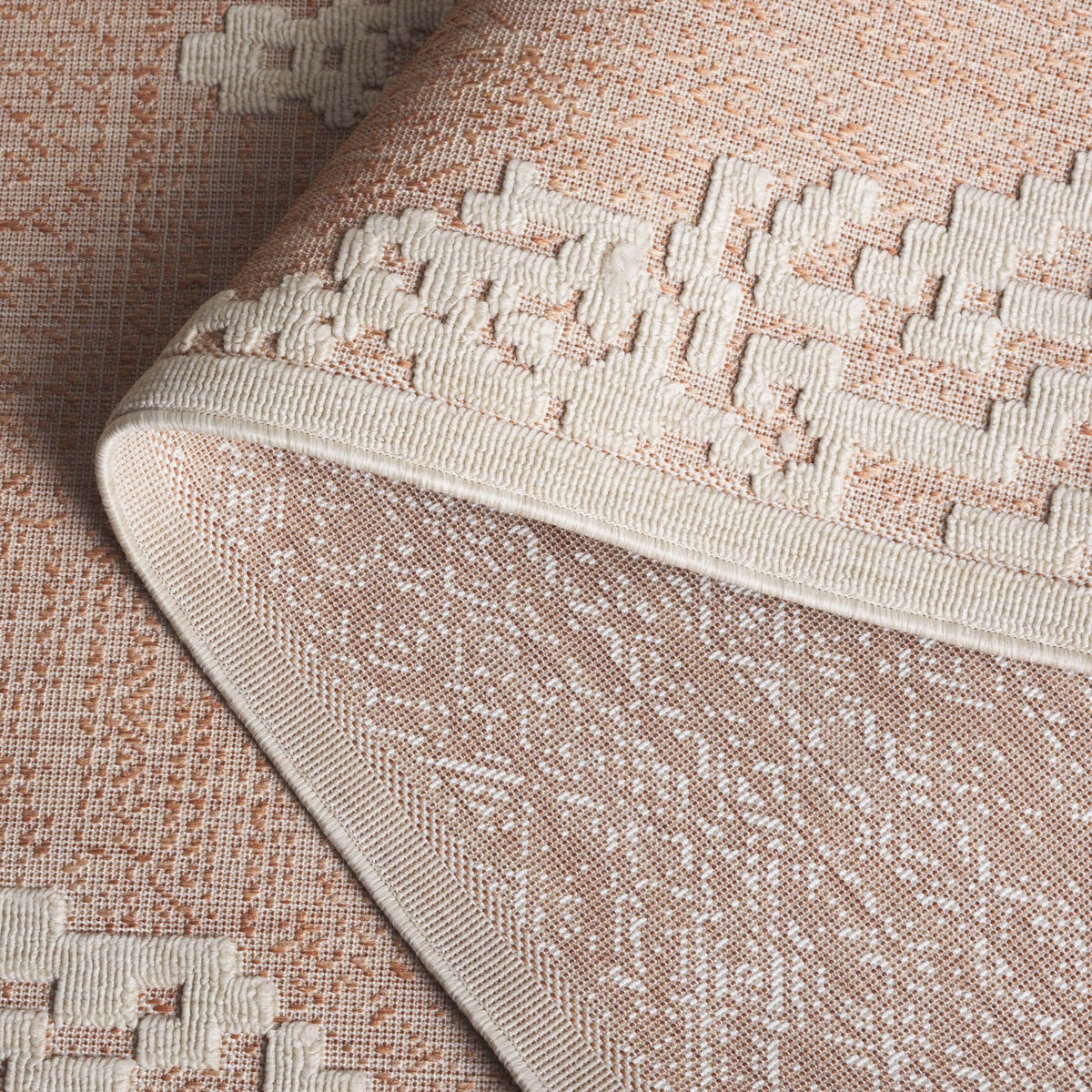 Safavieh Milos Mlo102P Rust/Ivory Rug.