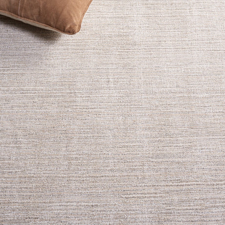 Safavieh Mirage Mir731B Beige Rug.