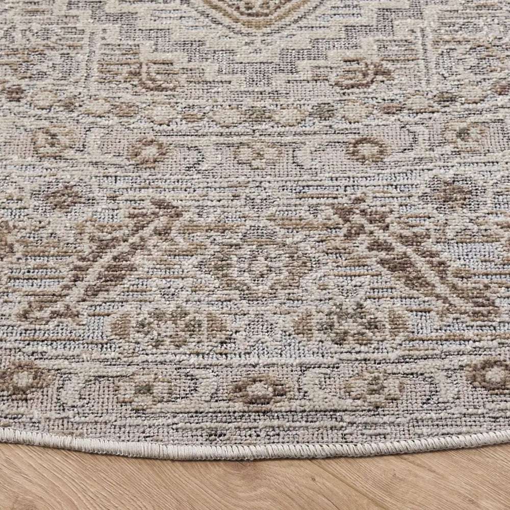 Safavieh Miranda 6'-6" x 6'-6" Rug in Beige / Grey Ivory