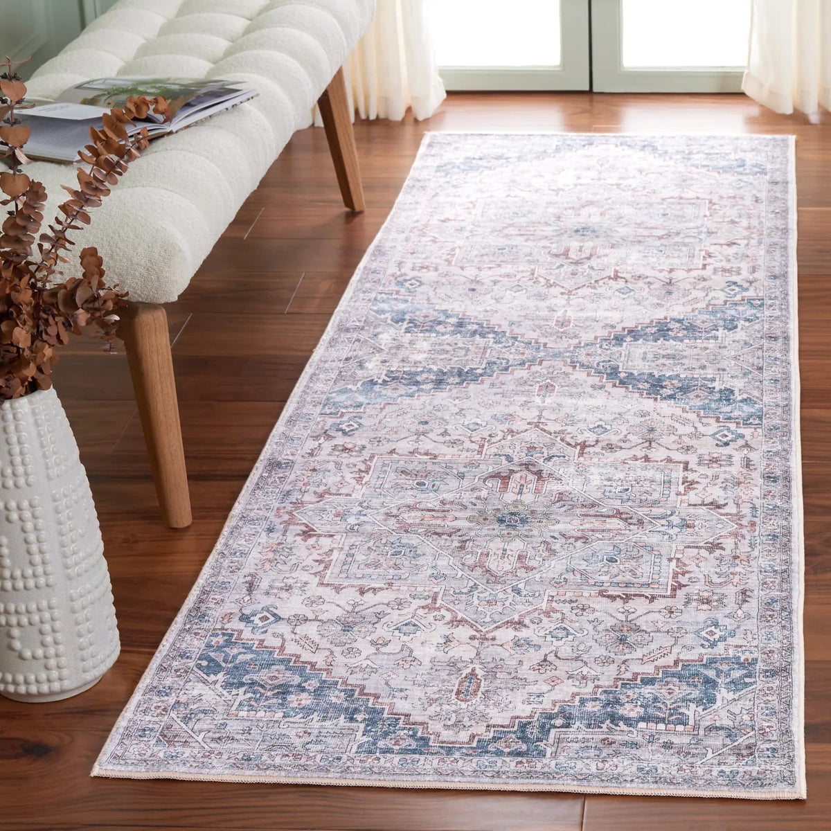 Safavieh Montana 2'-6" x 8'-0" Rug in Grey / Blue