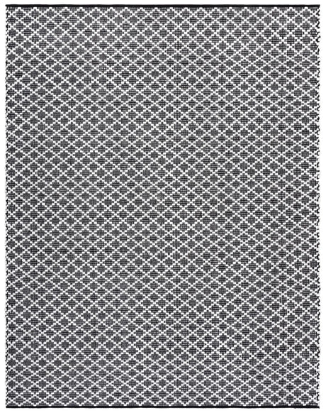 Safavieh Montauk 8'-0" x 10'-0" Rug in Black / Ivory