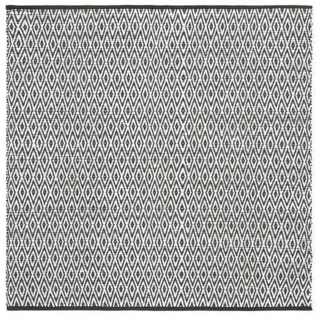 Safavieh Montauk 6'-0" x 6'-0" Rug in Ivory / Green