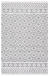 Safavieh Montauk 5'-0" x 8'-0" Rug in Ivory / Black