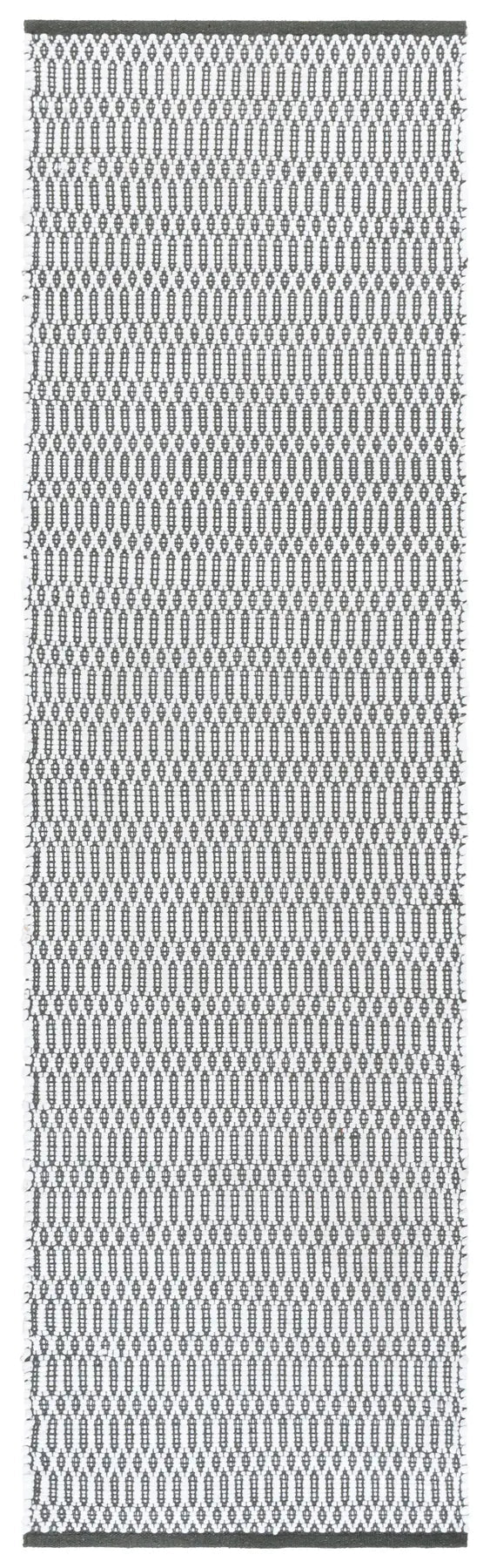 Safavieh Montauk 2'-3" x 8'-0" Rug in Ivory / Dark Green