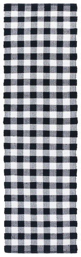 Safavieh Montauk 2'-3" x 8'-0" Rug in Black / Ivory