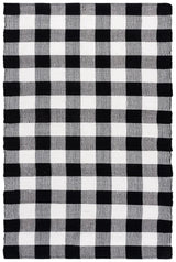 Safavieh Montauk 5'-0" x 8'-0" Rug in Black / Ivory