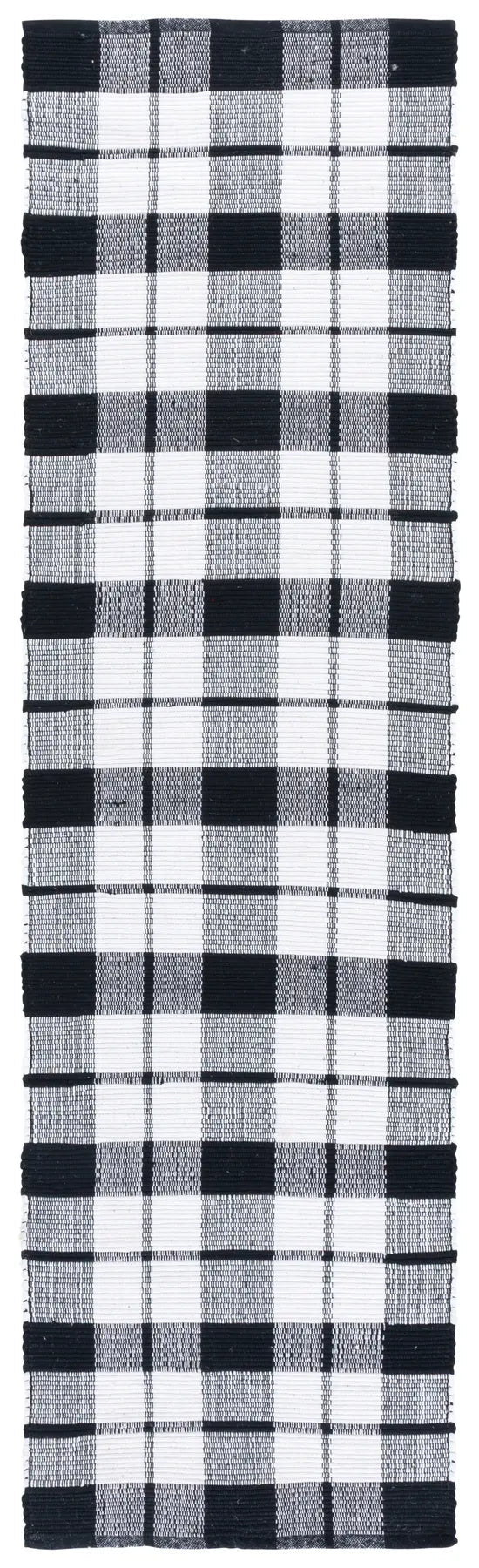 Safavieh Montauk 2'-3" x 8'-0" Rug in Black / Ivory