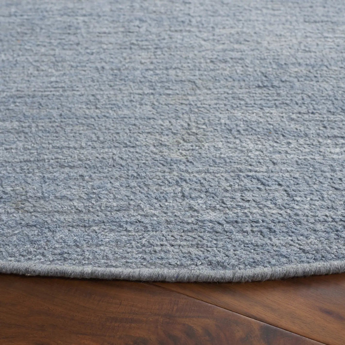 Safavieh Montauk 6'-0" x 6'-0" Rug in Blue