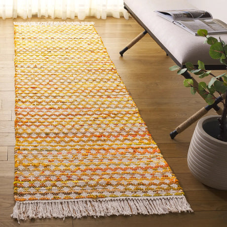 Safavieh Montauk 2'-3" x 8'-0" Rug in Yellow / Ivory