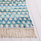 Safavieh Montauk 4'-0" x 6'-0" Rug in Turquoise / Ivory