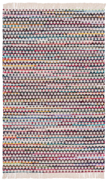 Safavieh Montauk 4'-0" x 6'-0" Rug in Red / Blue
