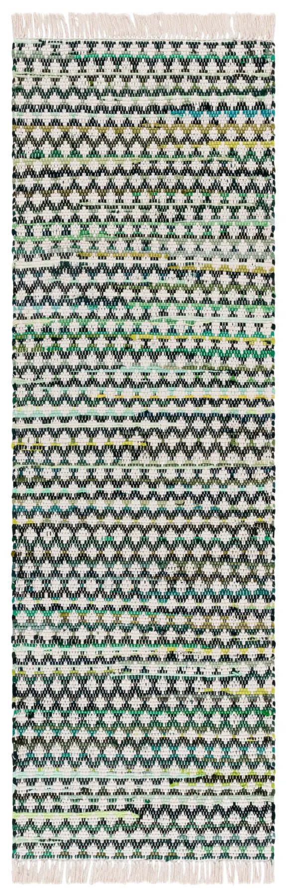 Safavieh Montauk 2'-3" x 8'-0" Rug in Green / Ivory