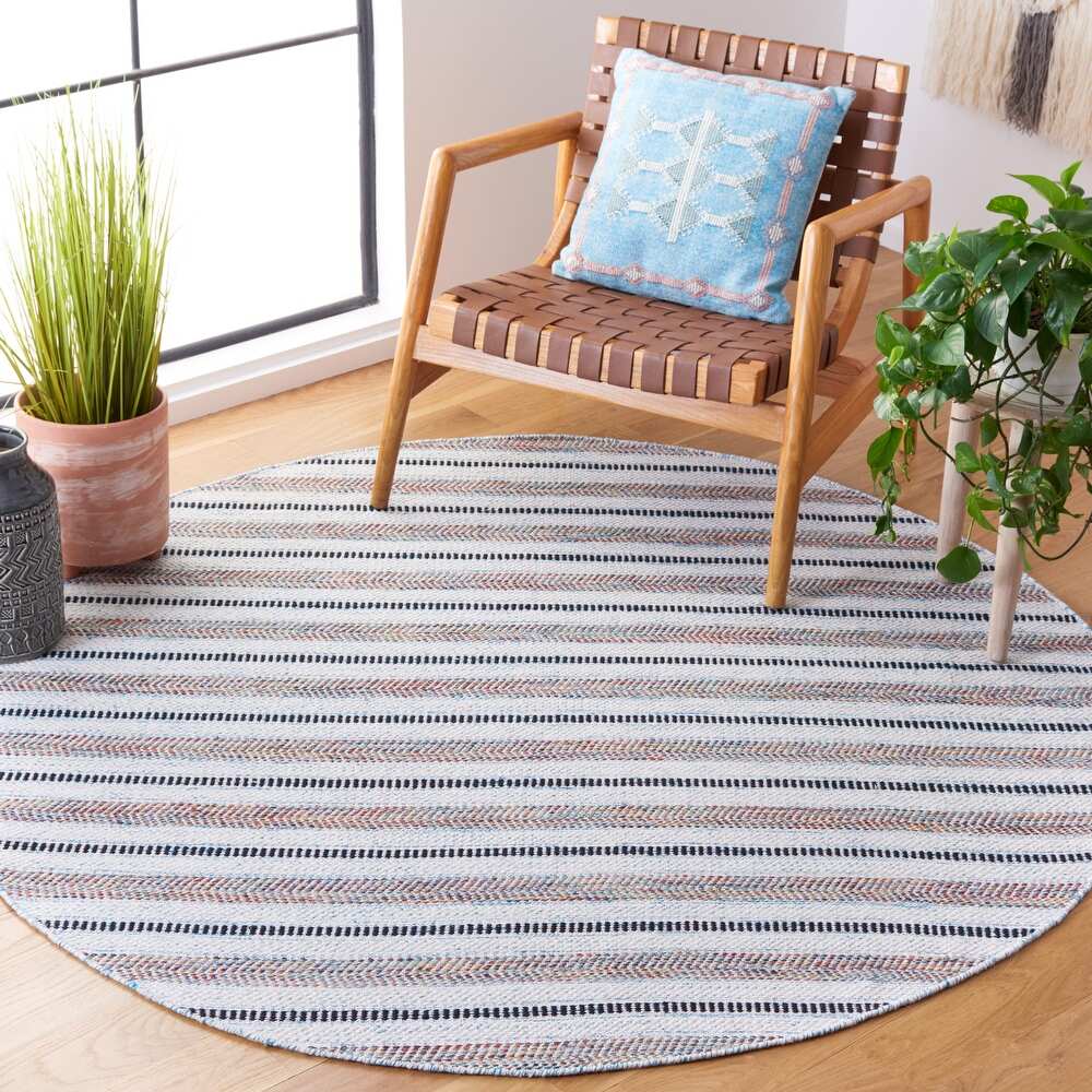 Safavieh Montauk Mtk702F Grey/Ivory Rug.