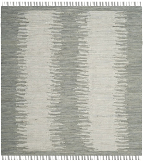 Safavieh Montauk 6'-0" x 6'-0" Rug in Grey