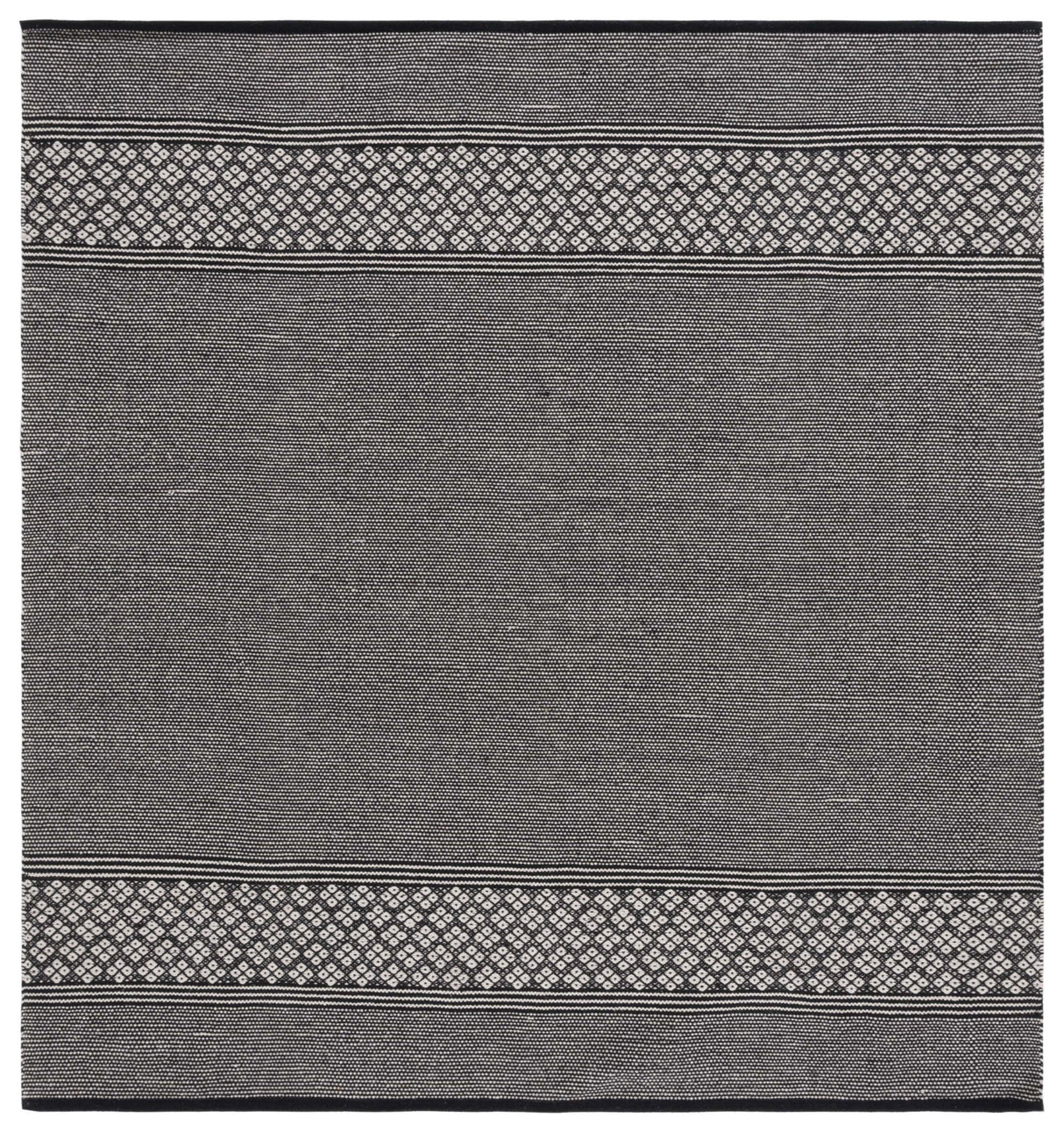Safavieh Montauk Mtk727Z Black/Ivory Rug.