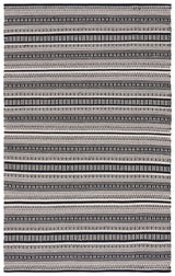 Safavieh Montauk Mtk729Z Black/Ivory Rug.