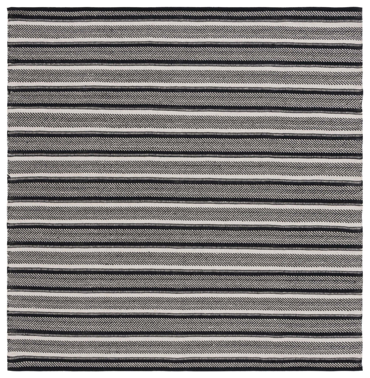 Safavieh Montauk Mtk730Z Black/Ivory Rug.