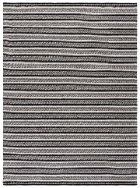 Safavieh Montauk Mtk730Z Black/Ivory Rug.