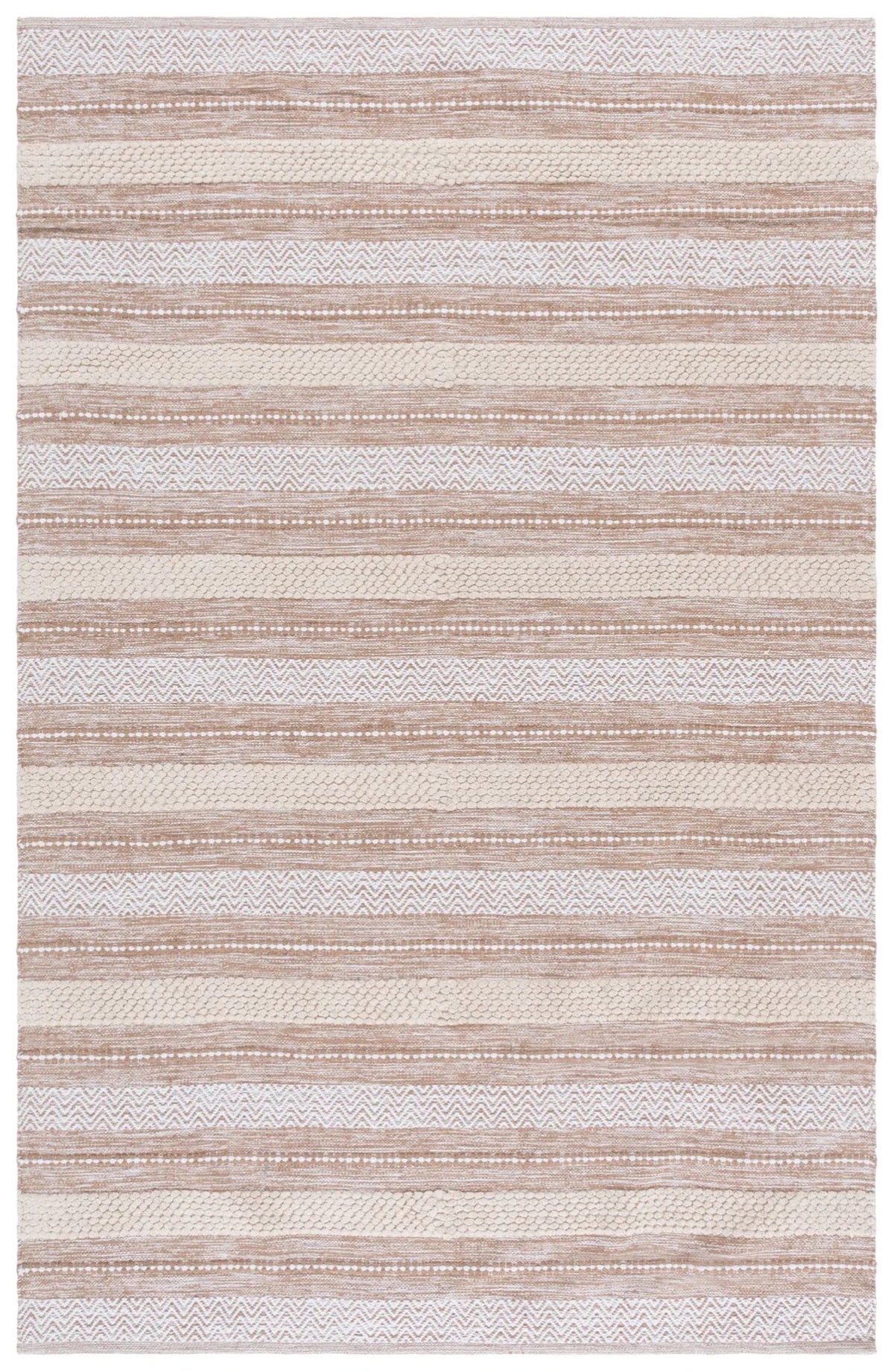 Safavieh Montauk 4'-0" x 6'-0" Rug in Beige / Ivory