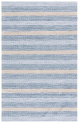 Safavieh Montauk 4'-0" x 6'-0" Rug in Silver / Ivory