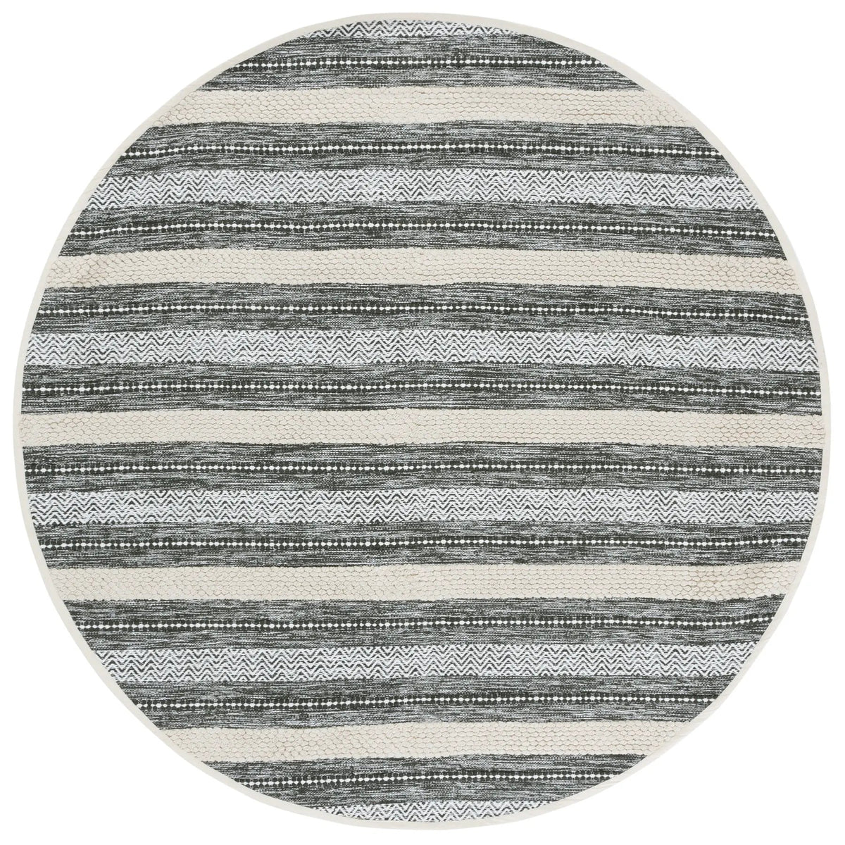 Safavieh Montauk 6'-0" x 6'-0" Rug in Green / Ivory