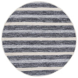 Safavieh Montauk 6'-0" x 6'-0" Rug in Black / Ivory
