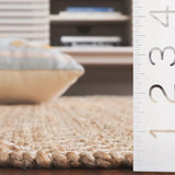 Safavieh Montauk 4'-0" x 6'-0" Rug in Natural / Yellow
