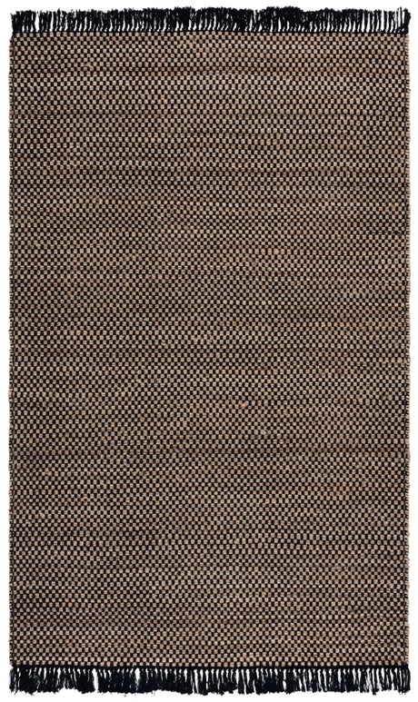 Safavieh Montauk 4'-0" x 6'-0" Rug in Natural / Black