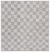 Safavieh Montauk 6'-0" x 6'-0" Rug in Brown / Ivory