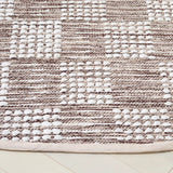 Safavieh Montauk 6'-0" x 6'-0" Rug in Brown / Ivory