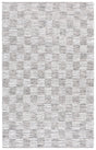 Safavieh Montauk 4'-0" x 6'-0" Rug in Black / Ivory
