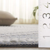 Safavieh Montauk 4'-0" x 6'-0" Rug in Navy / Ivory