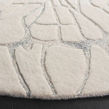 Safavieh Mykonos 6'-0" x 6'-0" Rug in Ivory / Silver