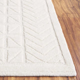 Safavieh Mykonos 4'-0" x 6'-0" Rug in Ivory