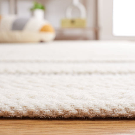 Safavieh Natura Nat205F Ivory/Grey Rug.