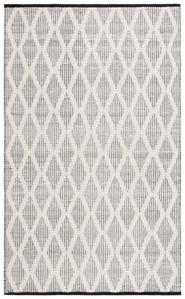 Safavieh Natura Nat206Z Black/Ivory Rug.