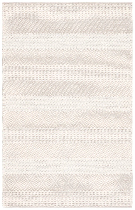 Safavieh Natura 4'-0" x 6'-0" Rug in Ivory