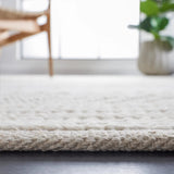 Safavieh Natura 4'-0" x 6'-0" Rug in Ivory